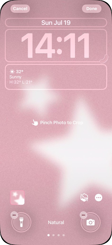 Lock screen widget edit mode with widget row highlighted